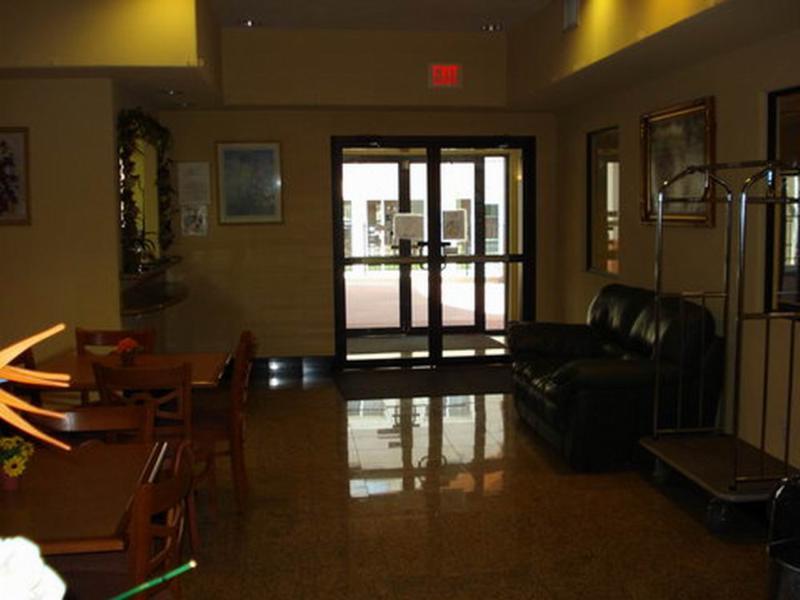 Amco Hotel & Suites- Fort Hood Killeen Exterior photo