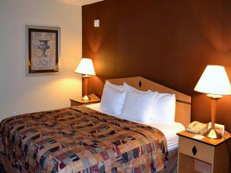 Amco Hotel & Suites- Fort Hood Killeen Exterior photo